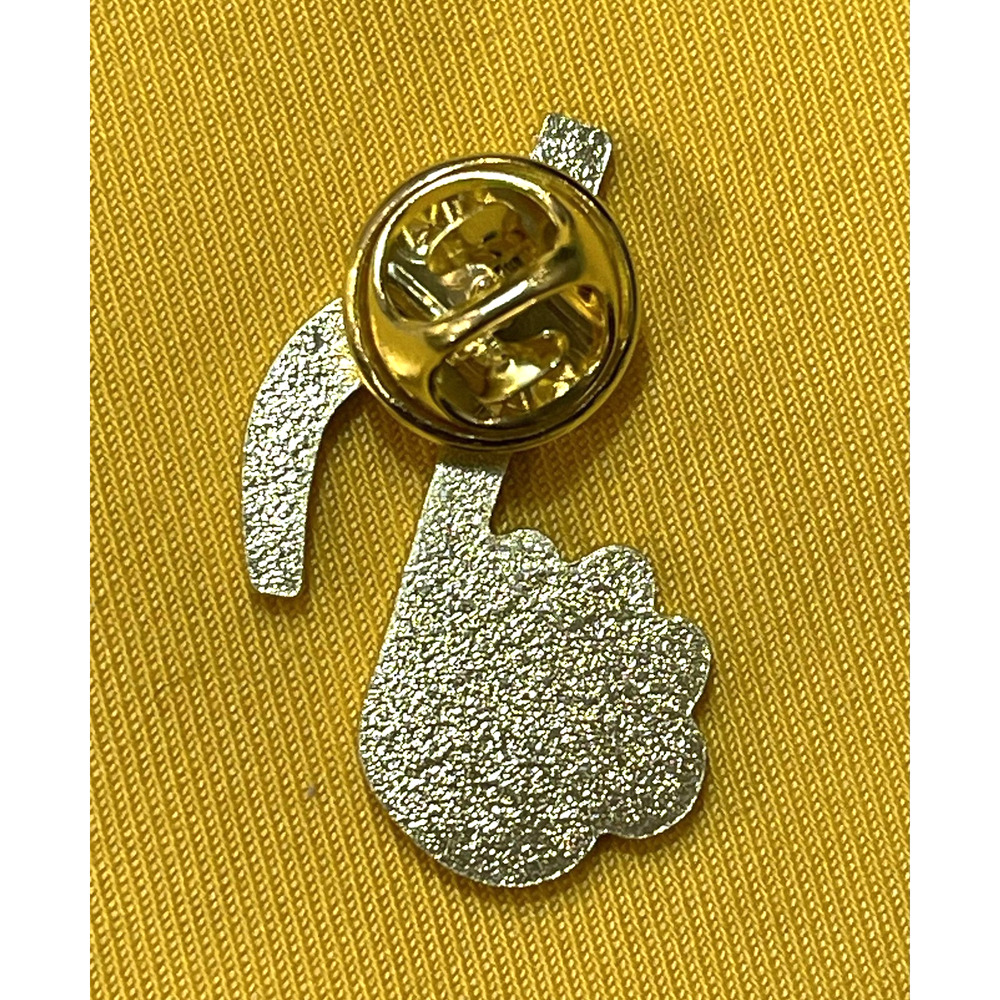 NWOT Black Enamel Paw Music Musical Note Brooch Lapel Pin Cat Dog Pet - Picture 2 of 3